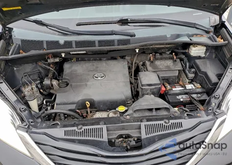 2014 Toyota Sienna Le from USA, damaged, VIN 5TDKK3DC1ES480935